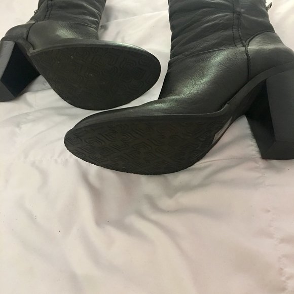 Steve Madden Earla Black Leather Chunky Heel Ankle Boots/Booties - Picture 6 of 8